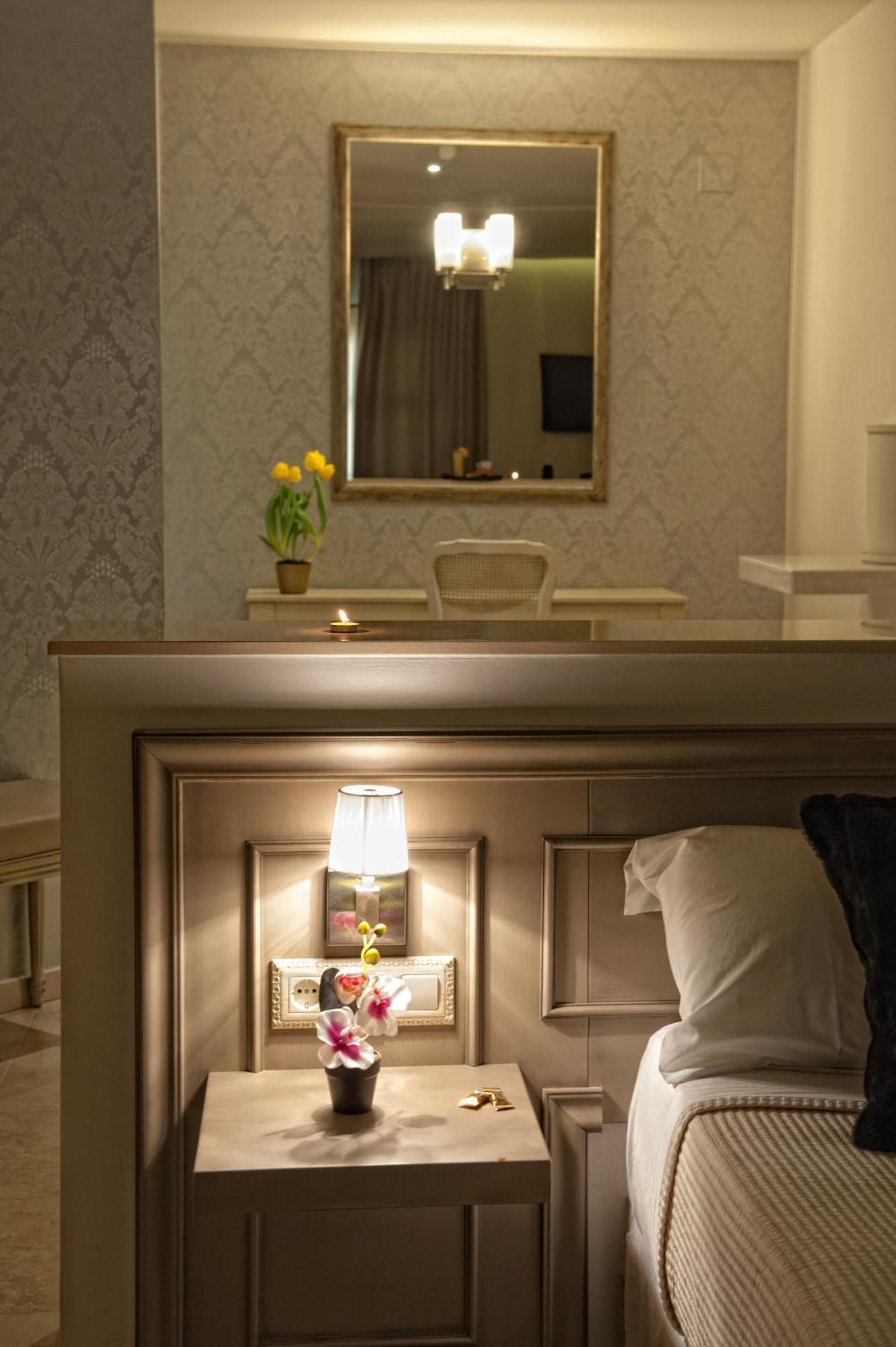 סן אנטוניו דה בנחבר Hotel Luve מראה חיצוני תמונה