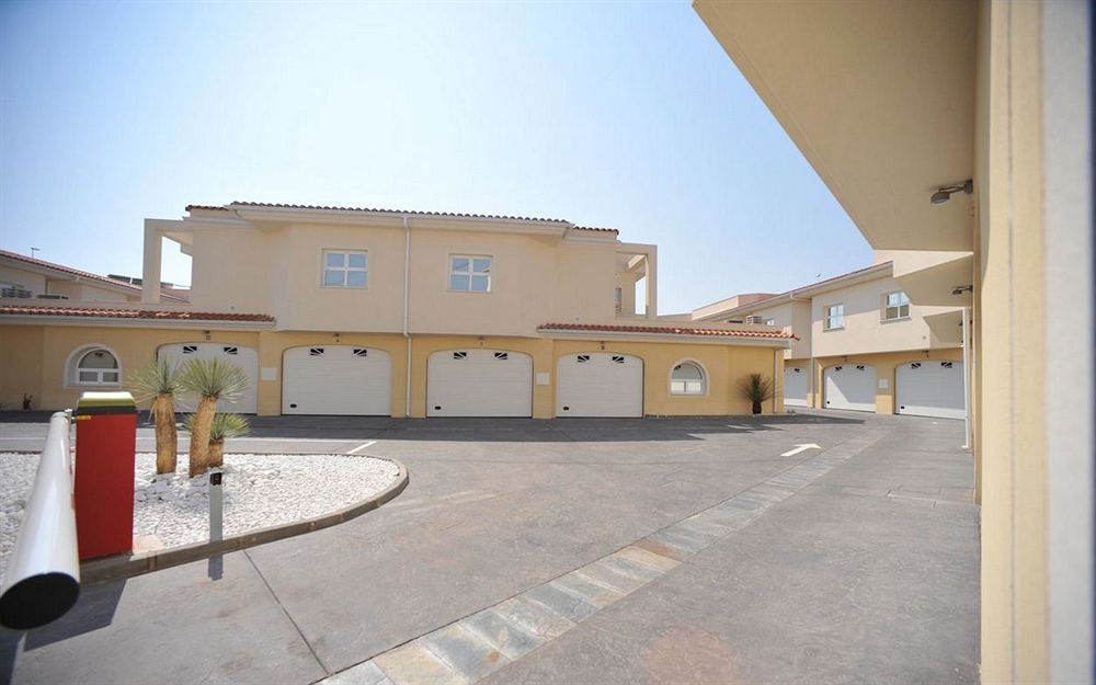 סן אנטוניו דה בנחבר Hotel Luve מראה חיצוני תמונה
